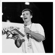Noah-Egeberg_wb.png Noah-Egeberg_wb.png